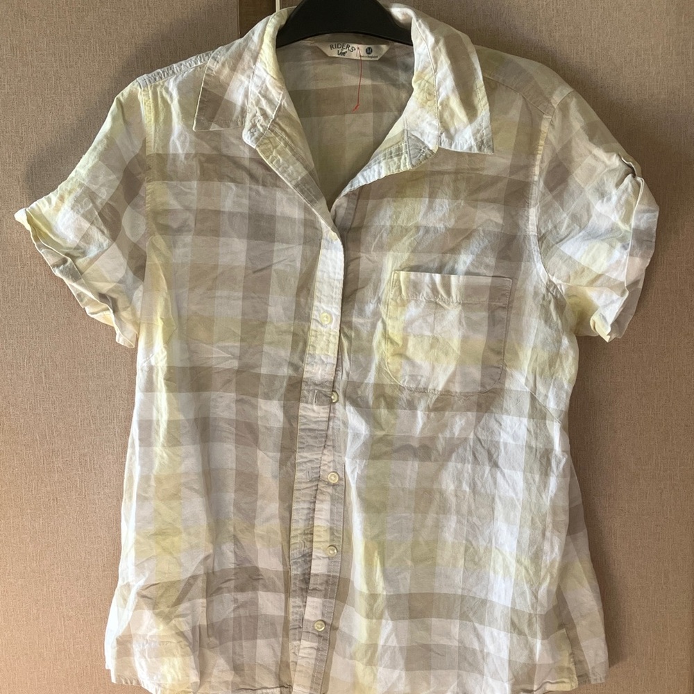 FINAL MARKDOWN Riders by Lee Button-Up Shirt medium